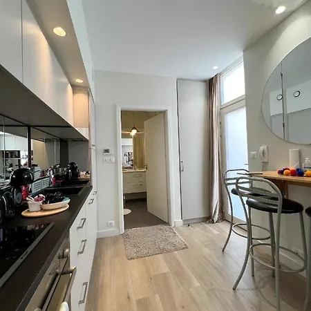 Le Victoria Iv - Point - 22m2 *